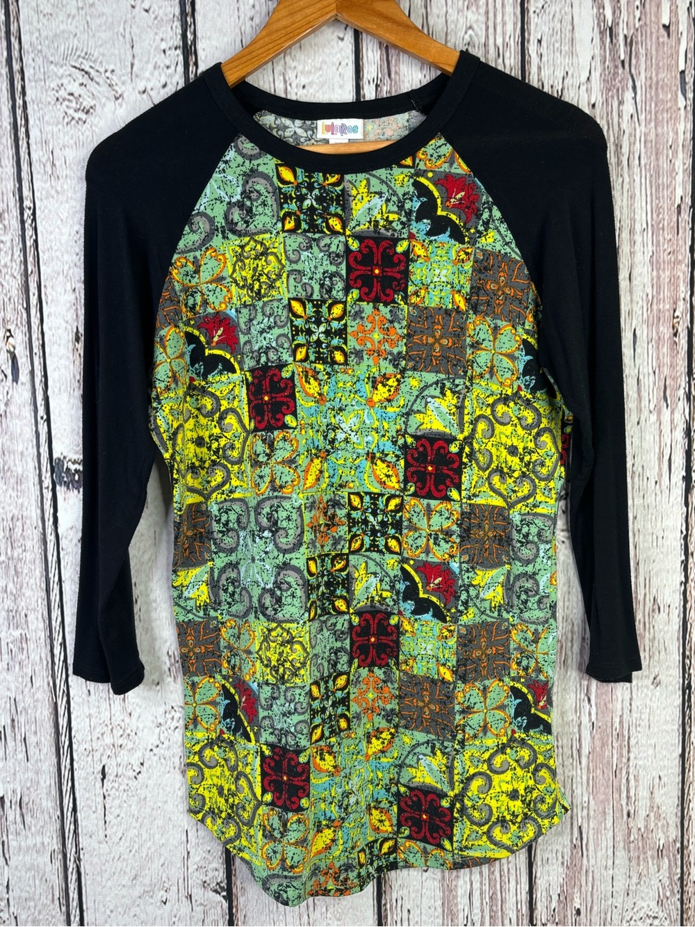 LuLaRoe Randy Baseball Tee Size XS Raglan Sleeves Colorful Stretchy Black Sleeve